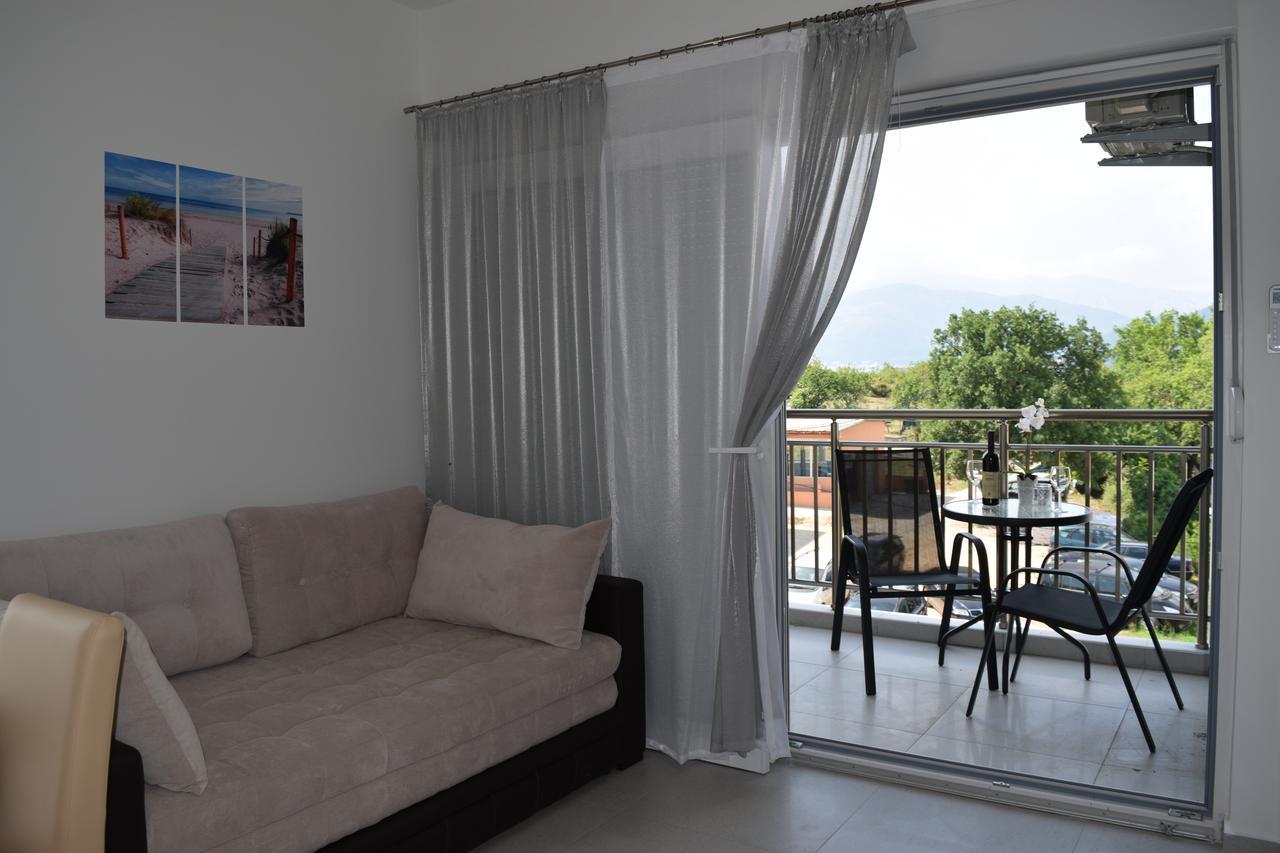 Kristina Apartments Тиват Екстер'єр фото